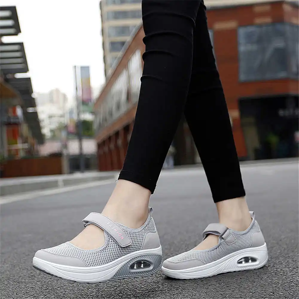 Tech Office Wear Men - 36-41 أحذية رياضية ملونة للموسم ديمي